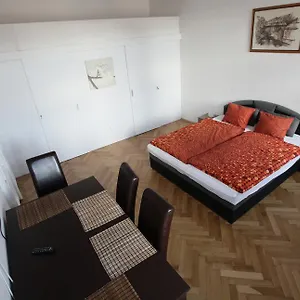 Apartament Carpe Diem, Praga