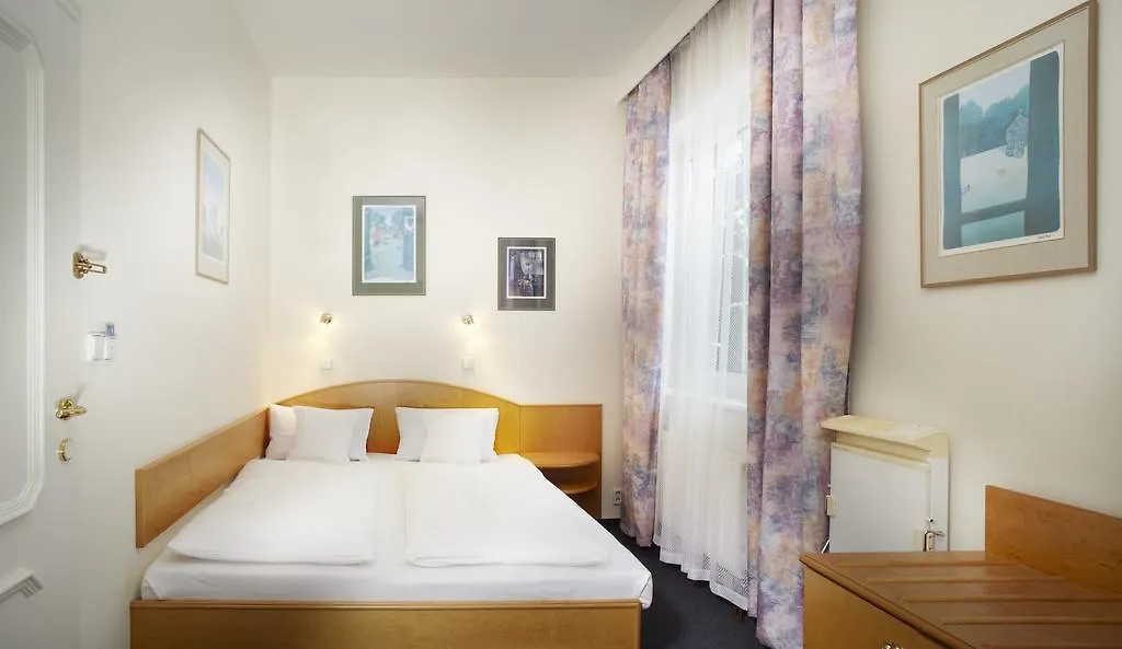 Pension Kern Prague 3*,  Czech Republic